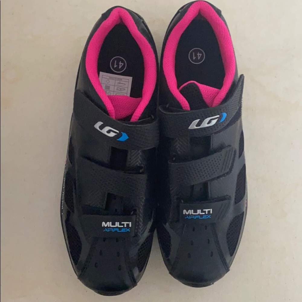 Louis Garneau cycling shoes Labeled size 41 fit 8